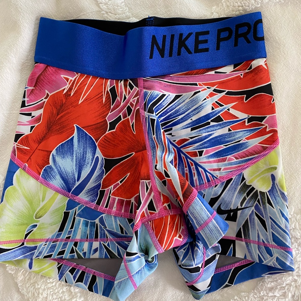 Nike Pro women’s spandex shorts